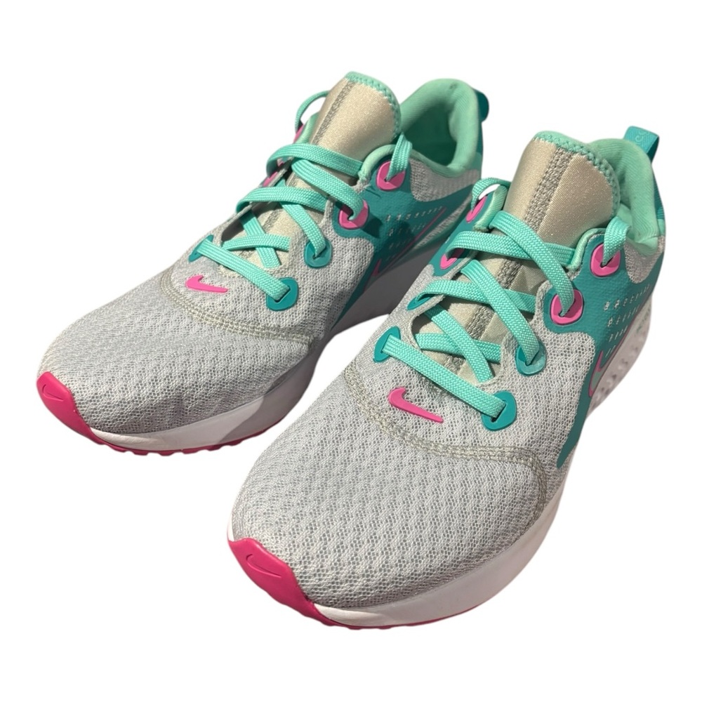 NIKE LEGEND REACT SHOES/SNEAKERS, GIRLS SZ 7Y Women’s 8.5 BV0795-001, AQUA